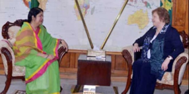 বাংলাদেশে নারীর অগ্রগতি ও উন্নয়নের প্রশংসায় জুলিয়া নিবলেট