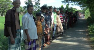 ভোলায় ইউপি চেয়ারম্যানের বিরুদ্ধে মানববন্ধন