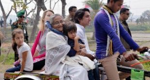 টুঙ্গিপাড়ায় গিয়ে সবাইকে চমকে দিলেন প্রধানমন্ত্রী