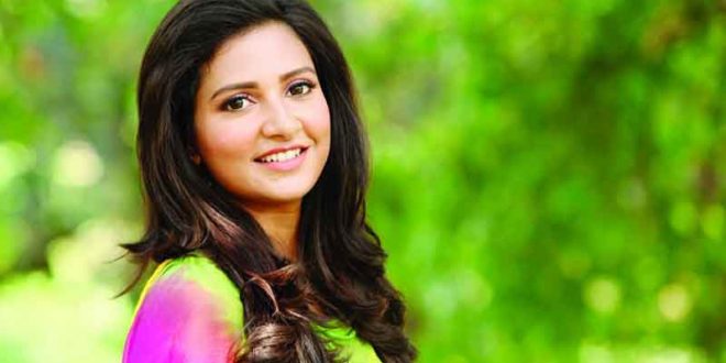 আমরা দুর্গাপূজা পালন করতাম না : শুভশ্রী
