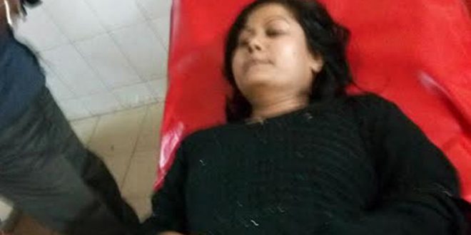 এবার লক্ষ্মীপুরে কলেজ ছাত্রীকে কুপিয়ে হত্যার চেষ্টা