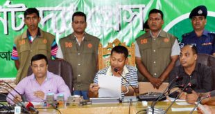 কুমিল্লায় অস্ত্র ও ছিনতাইকৃত টাকাসহ গ্রেপ্তার ৭