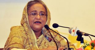 পূজামণ্ডপ পরিদর্শনে প্রধানমন্ত্রী