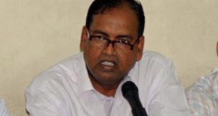 ১০ টাকায় চাল দেওয়ার নামে লুটপাট চলছে : দুদু