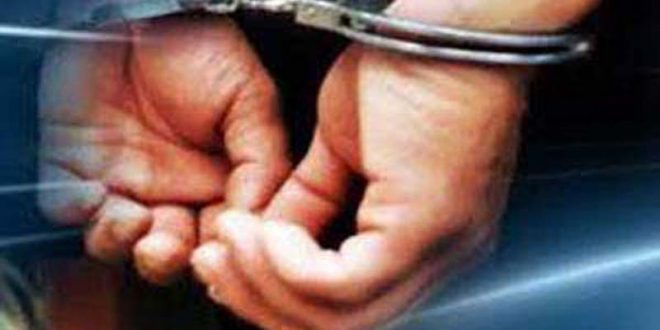 চট্টগ্রাম নগরের ঘুষের টাকা লেনদেনে ভূমি কার্যালয়ের কর্মচারী গ্রেপ্তার
