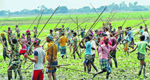 রায়পুরায় 'টেঁটাযুদ্ধে' পুলিশের ওপর হামলায় দুই মামলা